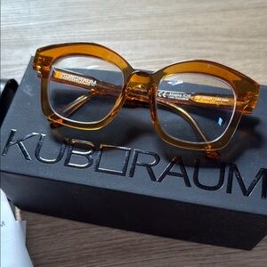 Kuboraum Amber Glasses